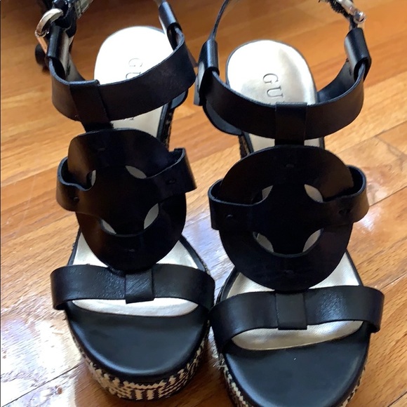 Sandals - Picture 1 of 7